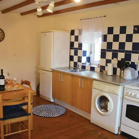 2 Bedroom Cozy In Ruffiac *